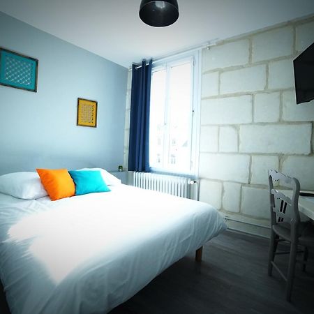Hotel De La Gare Château-du-Loir Exteriör bild